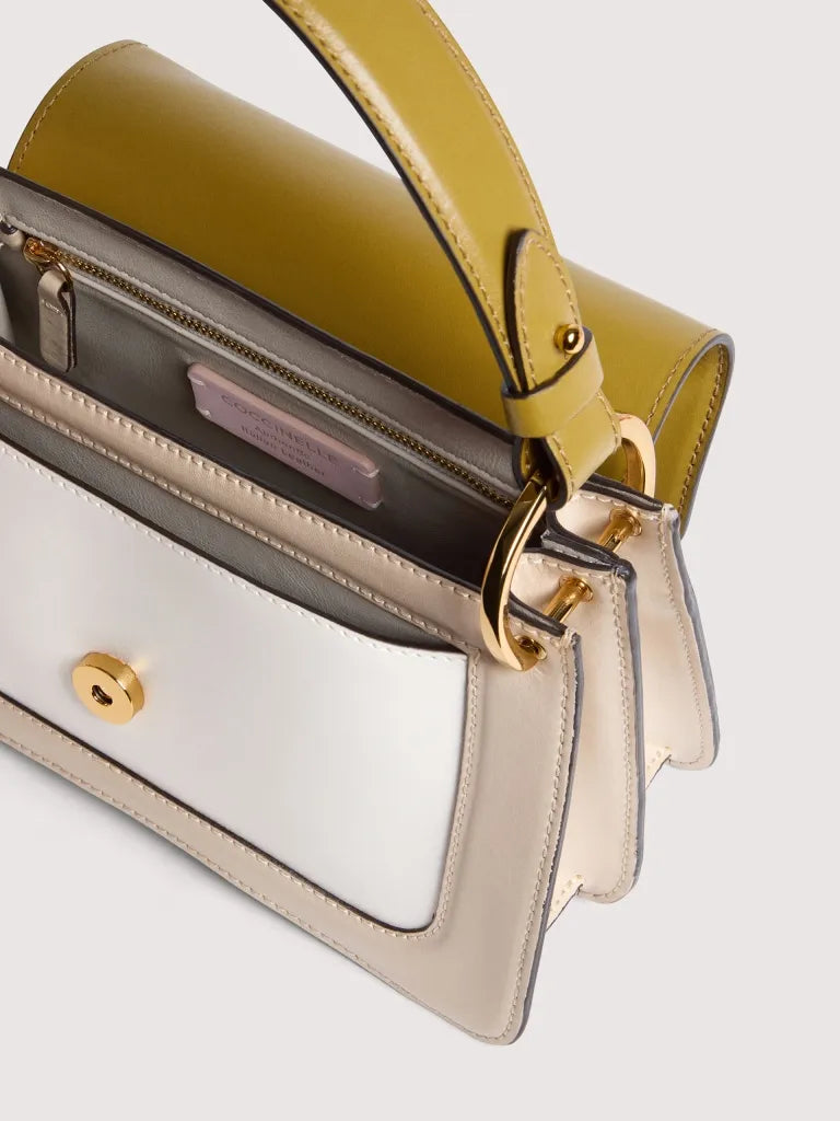 COCCINELLE  U4H 18 02 01 SS26