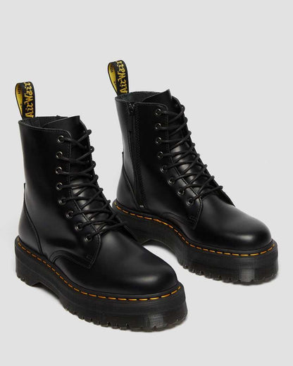 DR. MARTENS 8 EYE BOOT JADON
