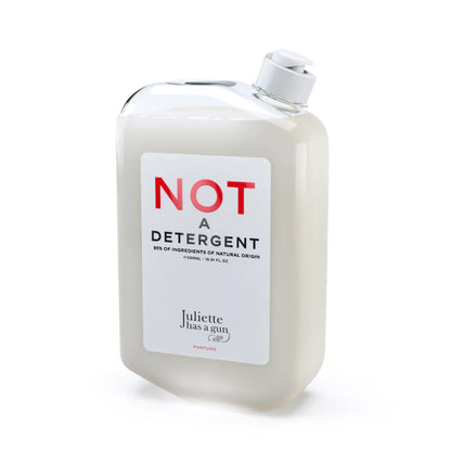 JULIETTE HAS A GUN Laundry Detergent Not a Detergent