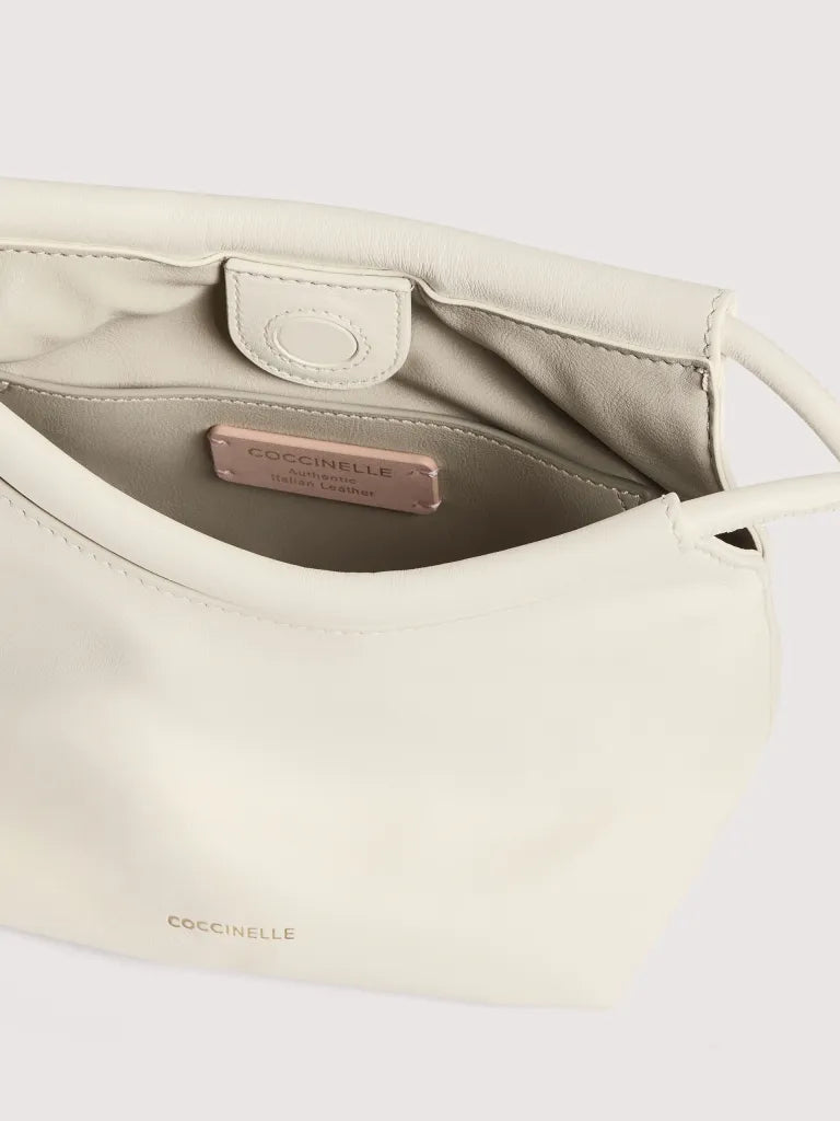 COCCINELLE  UAA 58 01 01 SS26